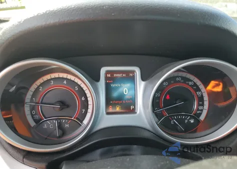 2015 Dodge Journey Sxt z USA, uszkodzony, nr VIN 3C4PDDBG6FT555065